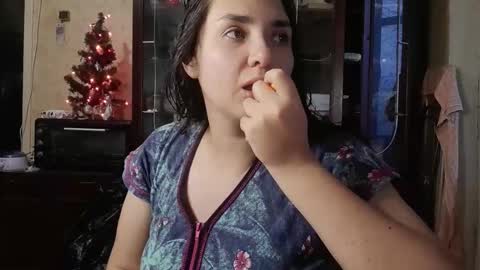 voulezvous_angel online show from 12.18.25