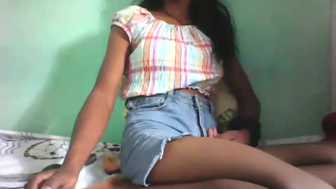 Snapshot of vounialdy chatting on 02.05.25 vounialdy online show from 02.05.25