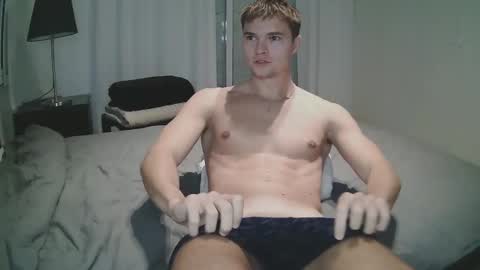 Snapshot of vouvoucouple chatting on 12.12.24 Tim online show from 12.12.24