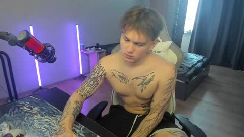 Snapshot of vova_belkin_ chatting on 04.27.26 vova online show from 04.27.26