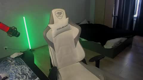 Snapshot of vova_belkin_ chatting on 05.19.26 vova online show from 05.19.26