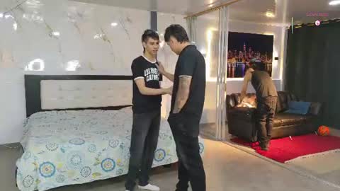 voyeurism_guys online show from 08.05.26