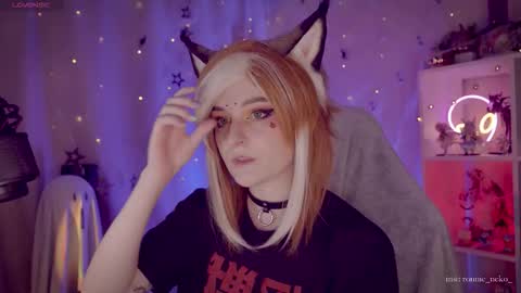 vronnier online show from 10.24.25