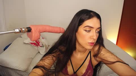 Snapshot of vsantini_ chatting on 12.03.24 vsantini_ online show from 12.03.24