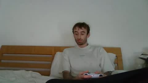 Snapshot of vwelad6969 chatting on 12.06.24 hung boy online show from 12.06.24