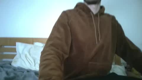 Snapshot of vwelad6969 chatting on 01.04.25 hung boy online show from 01.04.25
