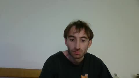 Snapshot of vwelad6969 chatting on 01.12.25 hung boy online show from 01.12.25