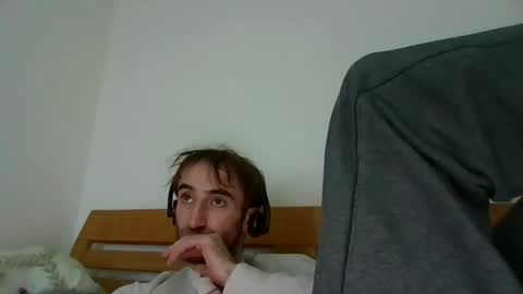 Snapshot of vwelad6969 chatting on 01.23.25 hung boy online show from 01.23.25