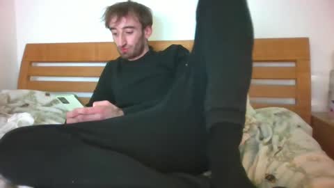 Snapshot of vwelad6969 chatting on 01.25.25 hung boy online show from 01.25.25