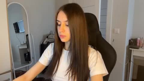 Arina online show from 03.22.26