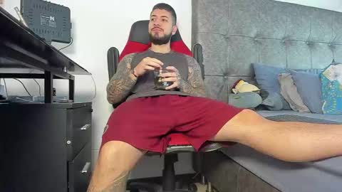 vyxen_ online show from 02.04.26