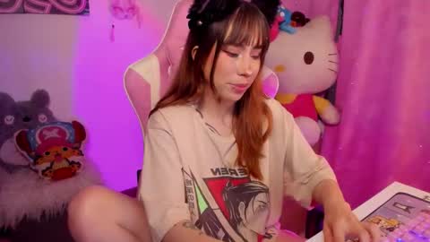 AIKA  online show from 10.22.25