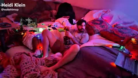 wakehimup online show from 12.22.25