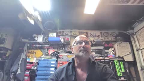 wakesblowinclouds online show from 09.21.25