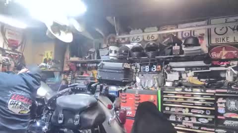 wakesblowinclouds online show from 11.18.25