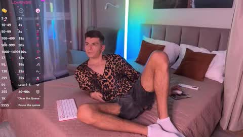 Walt Enjoy online show from 11.21.25