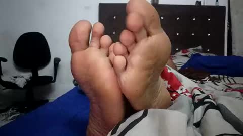 Snapshot of waltherfeet_ chatting on 07.12.26 WaltherFeet online show from 07.12.26