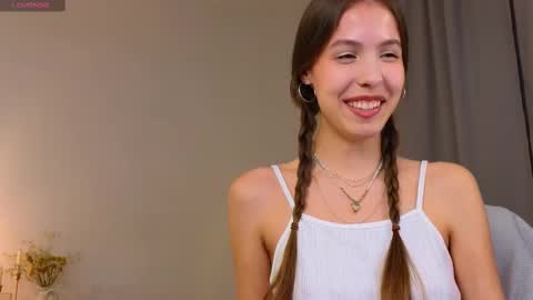 Wendy. Hello Honeys Ill see you 2nd 5th 7th this week love you3 online show from 03.03.25