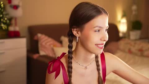 Wendy. Hello Honeys Ill see you 2nd 5th 7th this week love you3 online show from 12.22.25