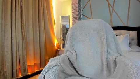 Snapshot of wanda_walton chatting on 01.08.25 Wanda online show from 01.08.25