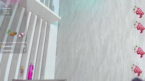 Snapshot of wandaloov chatting on 01.15.25 wanda online show from 01.15.25