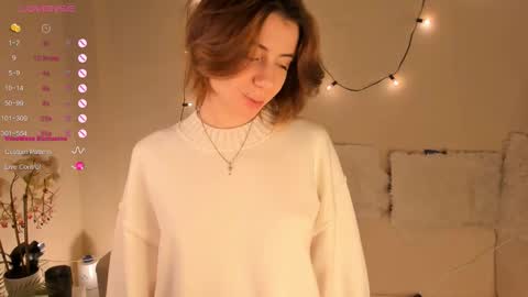 Snapshot of wanna_breed chatting on 12.22.25 Kate online show from 12.22.25