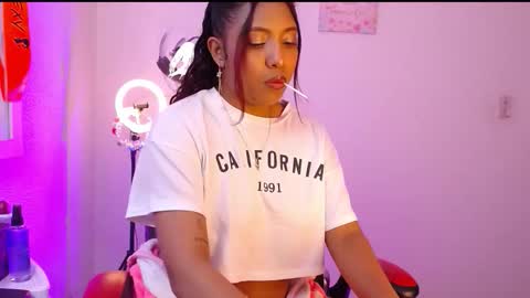 Snapshot of warisgoddes chatting on 02.04.26 EMILY online show from 02.04.26