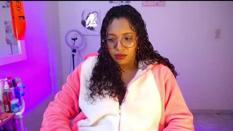 Snapshot of warisgoddes chatting on 02.07.26 EMILY online show from 02.07.26