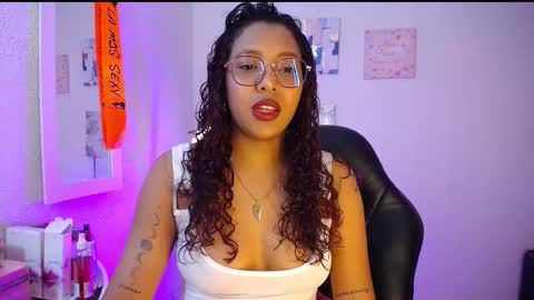 Snapshot of warisgoddes chatting on 02.13.26 EMILY online show from 02.13.26