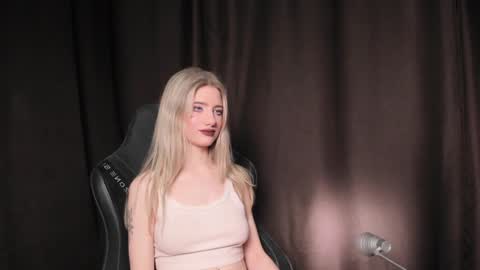 waterfallwoods online show from 01.05.25