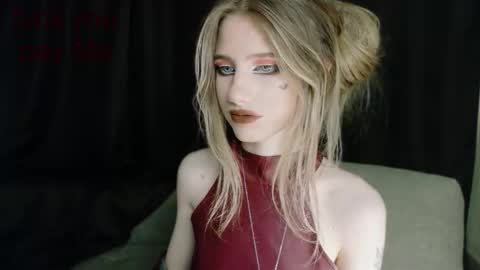 waterfallwoods online show from 11.01.25