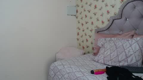 Milf Latina online show from 04.04.26