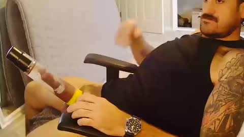 wazooforty2 online show from 10.11.25