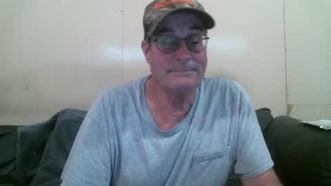 Snapshot of wbfarm chatting on 03.29.26 WB Farm online show from 03.29.26