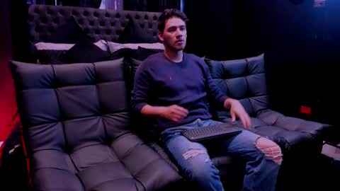 Jhonny Dick  his neighbors. online show from 01.17.26