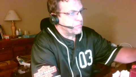 Snapshot of welderod chatting on 07.05.26 welderod online show from 07.05.26