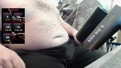 Snapshot of welshladscott chatting on 10.15.25 Scotty online show from 10.15.25