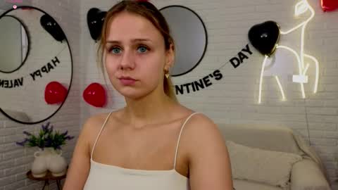 Snapshot of wendy__doll chatting on 02.12.26 Im Wendy online show from 02.12.26