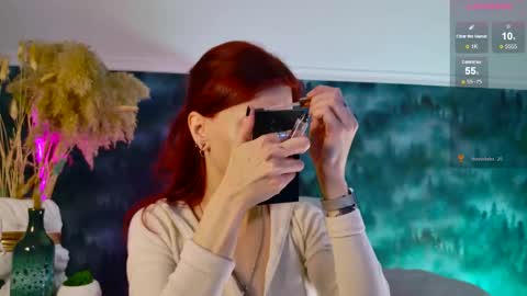 Snapshot of wendygilber chatting on 10.16.25 Wendy online show from 10.16.25