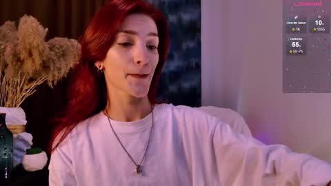 Snapshot of wendygilber chatting on 11.06.25 Wendy online show from 11.06.25