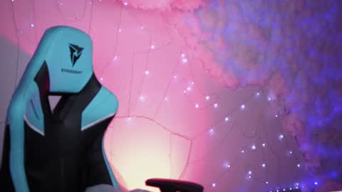 little girl who is always rightLisa online show from 12.18.24