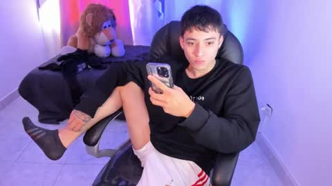 Snapshot of wesley_boy_ chatting on 02.25.26 Wesley Boy online show from 02.25.26