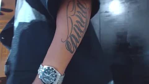 Wesley Rogger online show from 10.16.25