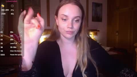 Lana online show from 04.15.26