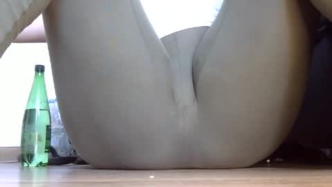 wet_pants2022 online show from 02.14.25