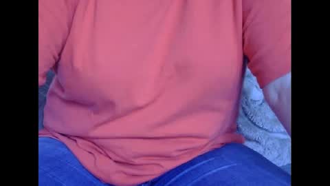 wet_pants2022 online show from 02.27.25