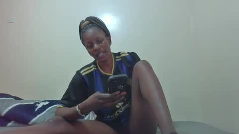 wetberry20 online show from 10.28.25