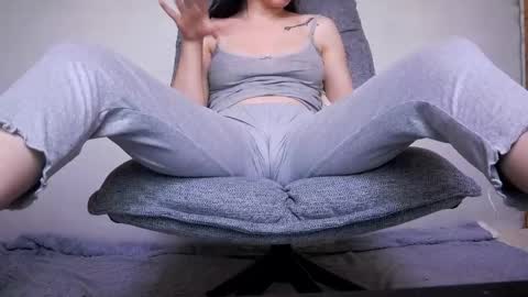 Beatrice Moan from LovenseWet from Tip MenuOpen for Private online show from 05.15.26