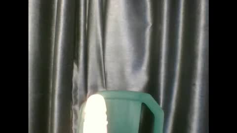 Snapshot of wetfatpussy_ chatting on 11.29.25 wetfatpussy_ online show from 11.29.25