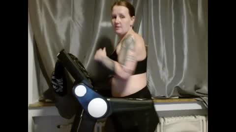 Snapshot of wetgerman2 chatting on 01.13.25 Wetgerman online show from 01.13.25